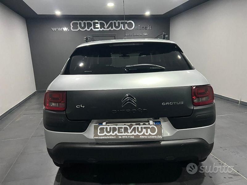 Usata Citroën C4 Shine 100 CV (73 kW) 2016 Grigio SUV