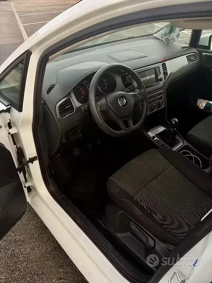 Usata VW Golf Sportsvan 85 CV (62 kW) 2016 Monovolume