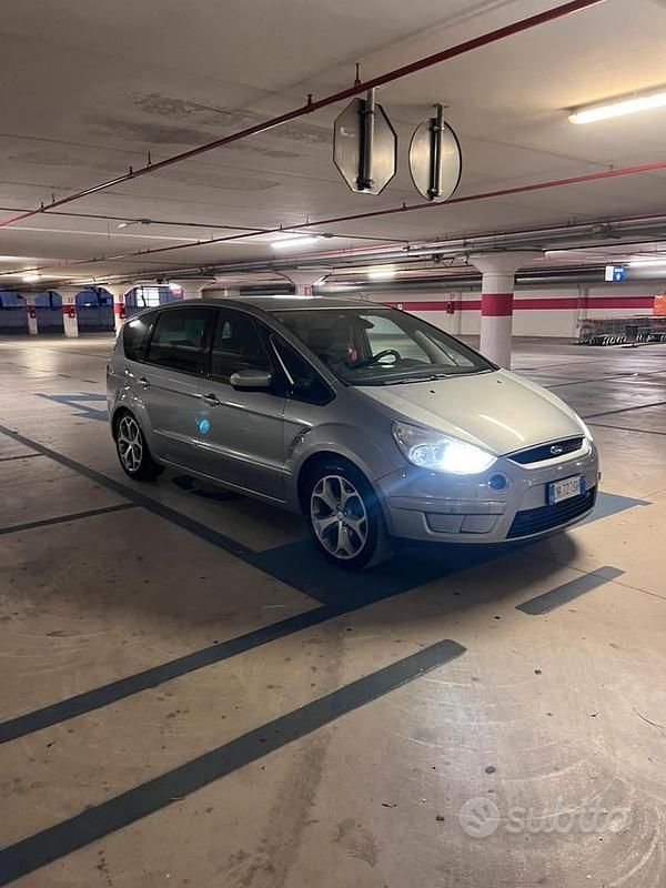 Usata Ford S-MAX S 140 CV (102 kW) 2006 Grigio Monovolume