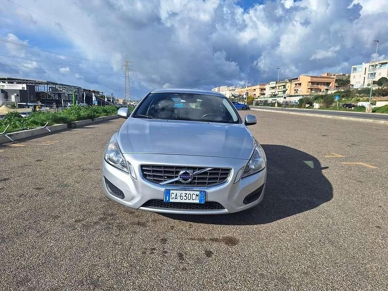Usata Volvo V60 Summum 163 CV (119 kW) 2012 Argento Station wagon