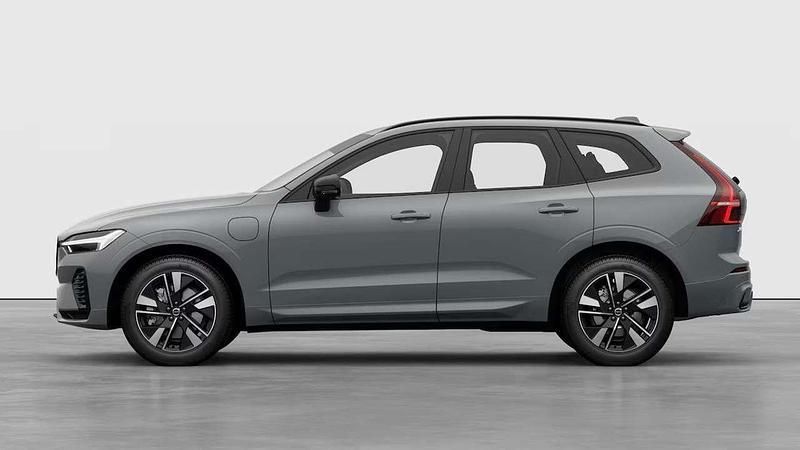 Nuova Volvo XC60 Plus 349 CV (256 kW) 2025 Grigio SUV