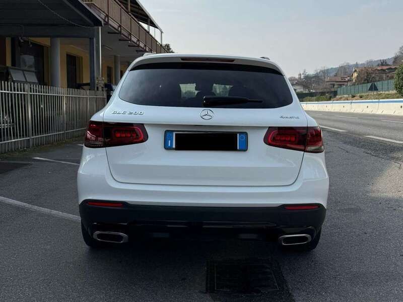Usata Mercedes GLC200 Business 197 CV (144 kW) 2022 Bianco SUV