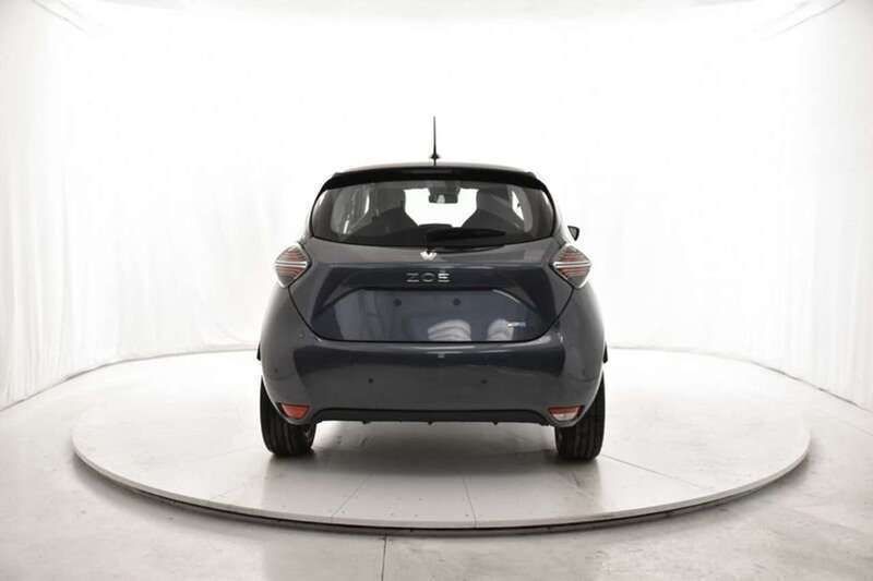 Usata Renault Zoe Zen 50 kW (69 CV) 2024 Grigio Utilitaria