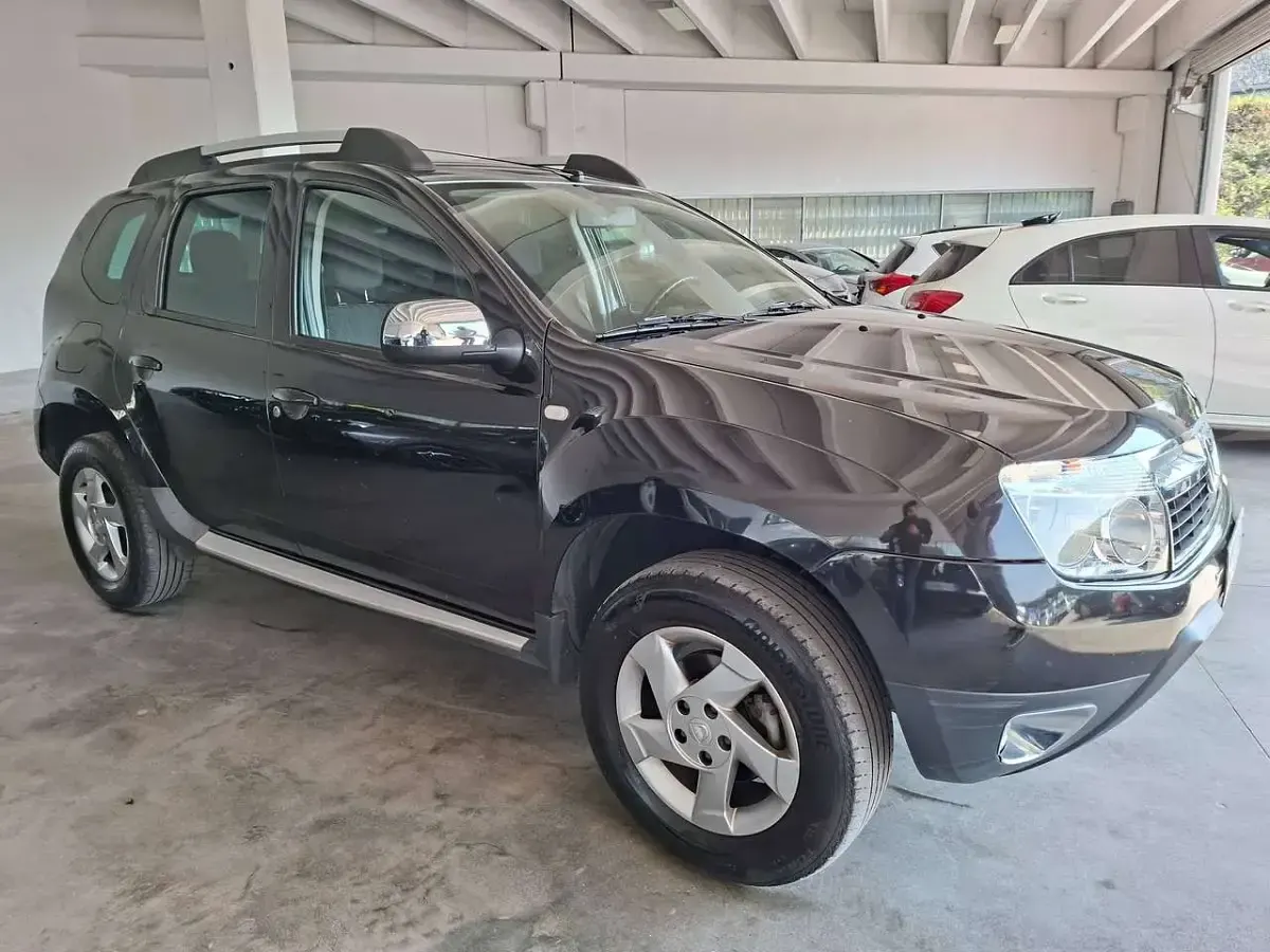 Usata Dacia Duster 90 CV (66 kW) 2012 Grigio SUV