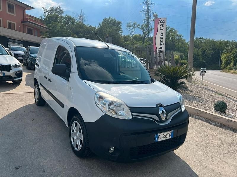 Bianco Usata 2019 Renault Kangoo Monovolume | 9900 € (Buon prezzo) - Immagine 1/4