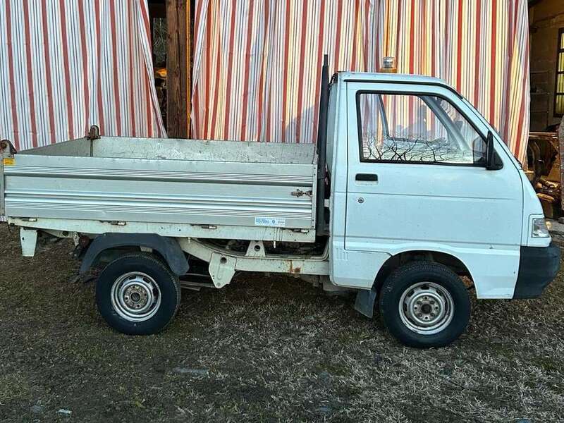 Usato 2005 Piaggio Porter 1.3 Benzin 65 CV (6.900 €)