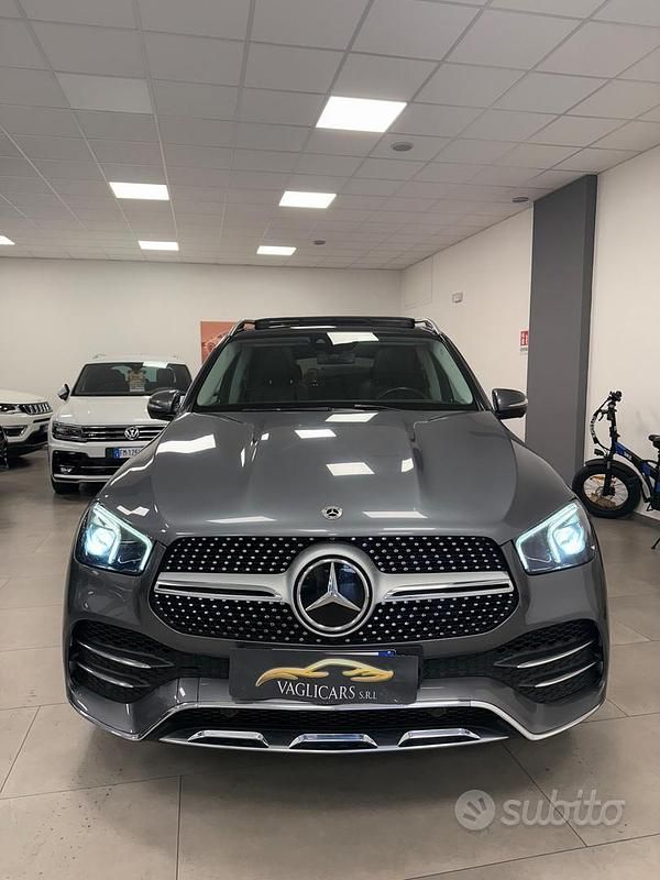 Grigio Usata 2022 Mercedes GLE300 Premium Tre volumi | 50.800 € (Ottimo prezzo) - Immagine 1/4