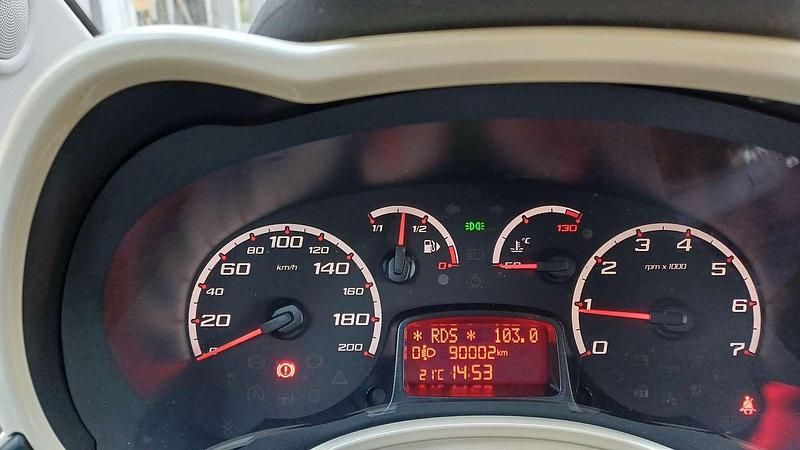 Usata Ford Ka Titanium 75 CV (55 kW) 2013 Nero Utilitaria