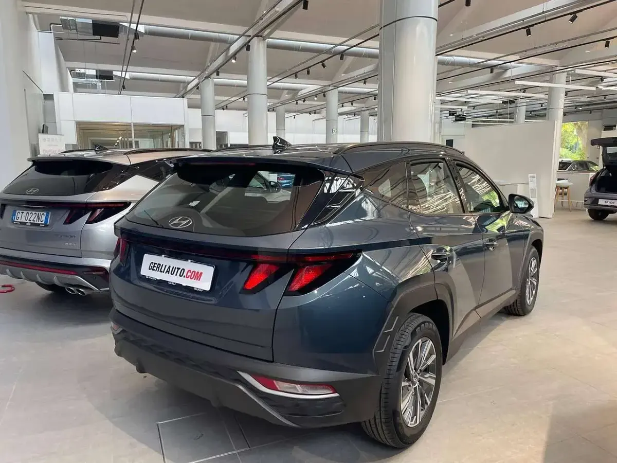Usata Hyundai Tucson 150 CV (110 kW) 2022 Blu/azzurro SUV