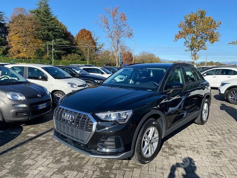 Nero Usata 2023 Audi Q3 Business SUV | 29.500 € (Super prezzo) - Immagine 1/4