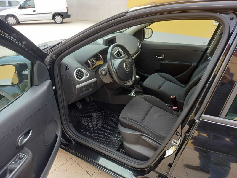 Usato 2012 Renault Clio 1.5 Diesel 75 CV (5.500 €)