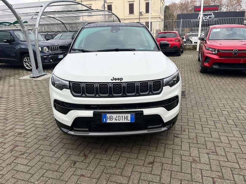 Nuova Jeep Compass Altitude 131 CV (96 kW) 2025 Bianco / tetto nero SUV