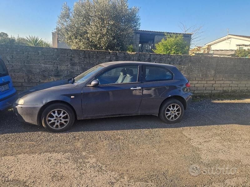 Usata Alfa Romeo 147 2003 Blu Utilitaria