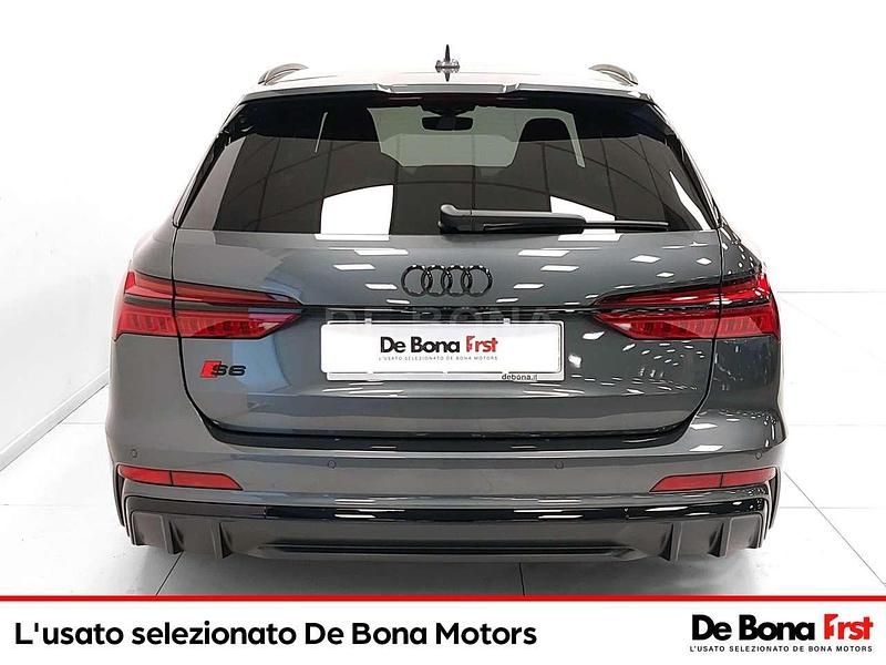 Usata Audi S6 Sport 344 CV (253 kW) 2024 Grigio daytona effetto perla Station wagon