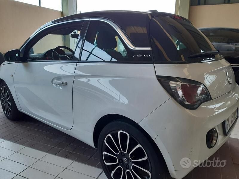Usata Opel Adam 87 CV (63 kW) 2017 Bianco Utilitaria