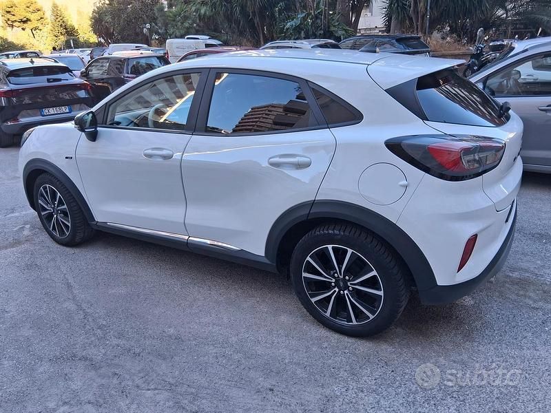 Usata Ford Puma Titanium 125 CV (91 kW) 2021 Bianco Berlina