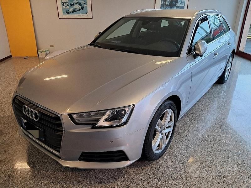 Usata Audi A4 150 CV (110 kW) 2018 Grigio Station wagon