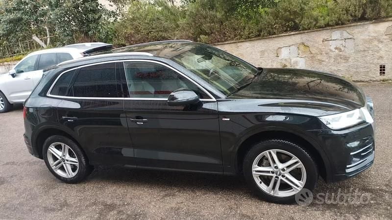 Usata Audi Q5 Comfort 190 CV (139 kW) 2019 Nero SUV