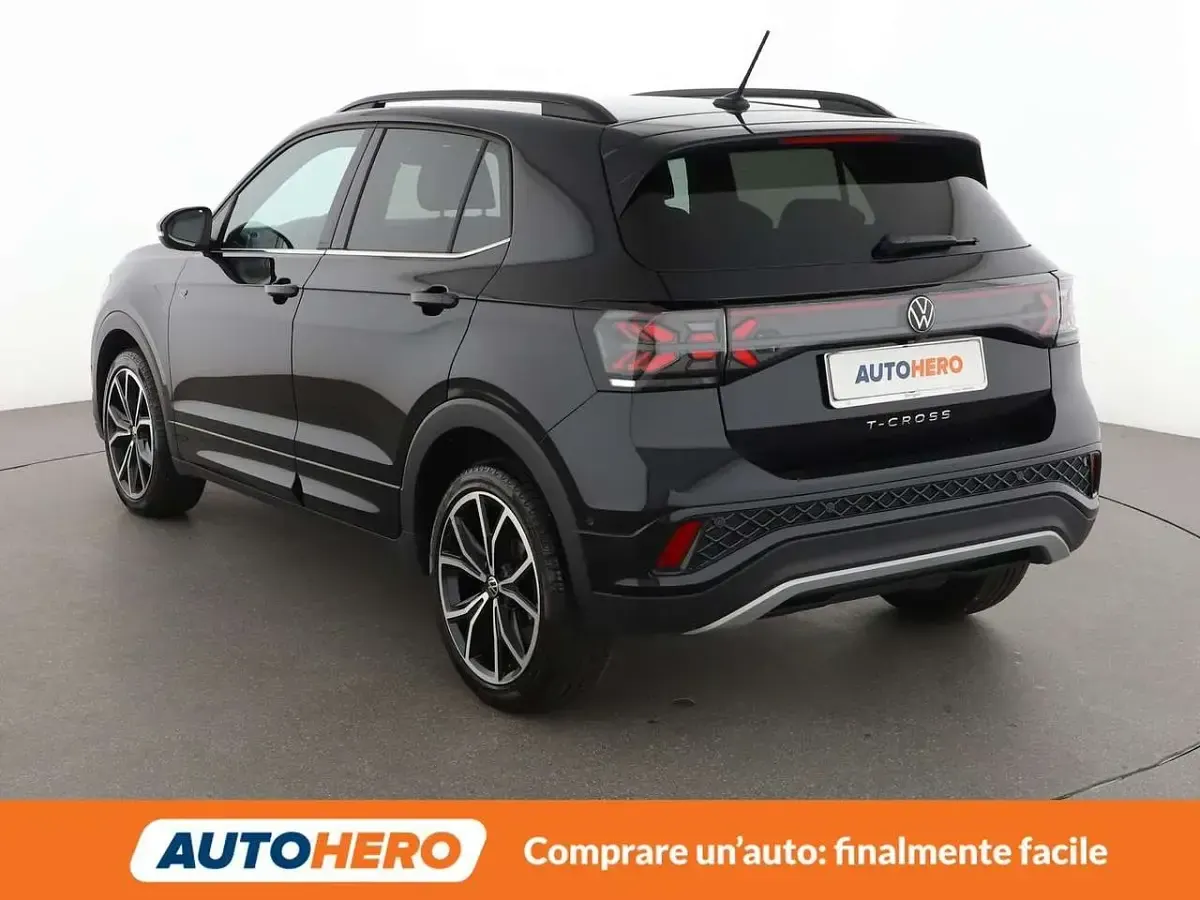 Usata VW T-Cross R-line 116 CV (85 kW) 2025 Nero SUV