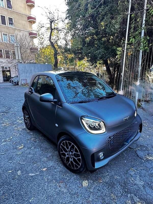 Usata Smart ForTwo Coupé Prime 41 kW (56 CV) 2023 Grigio Utilitaria