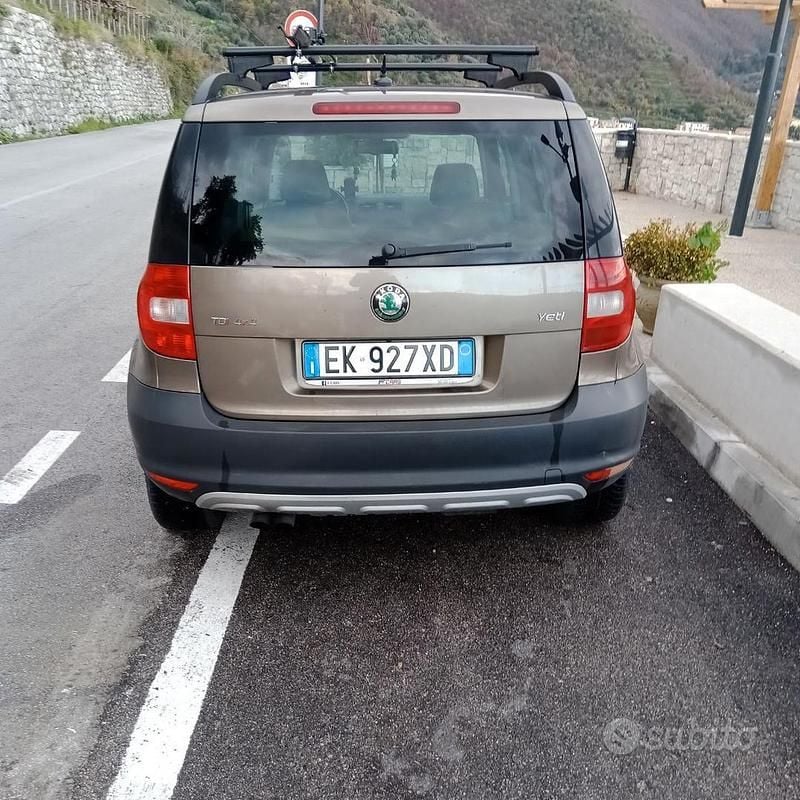 Usata Skoda Yeti 2011 Marrone SUV