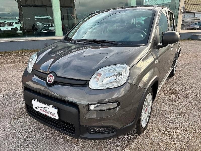 Usata Fiat Panda S 69 CV (50 kW) 2023 Grigio Utilitaria