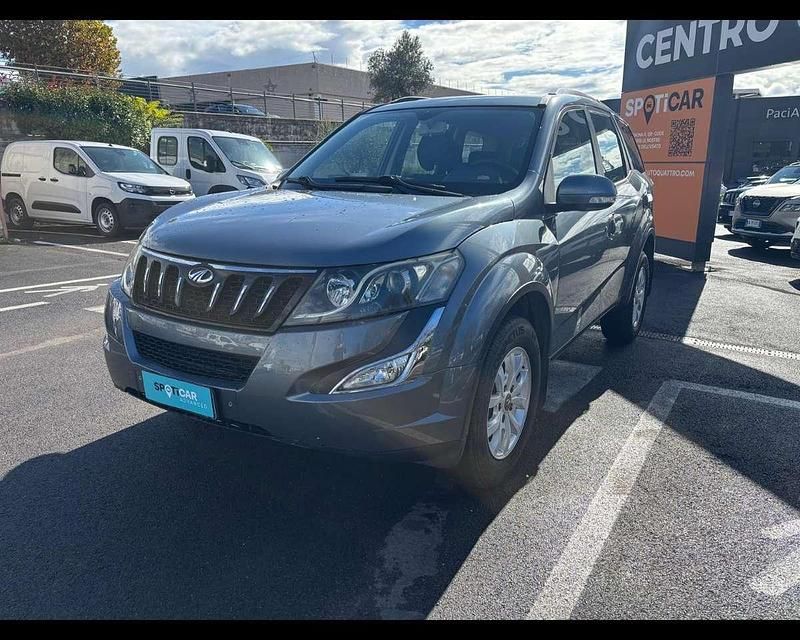 Grigio Usata 2019 Mahindra XUV500 SUV | 9500 € (Ottimo prezzo) - Immagine 1/4
