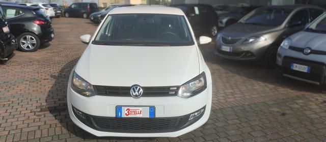 Usata VW Polo Comfortline 75 CV (55 kW) 2013 Bianco Utilitaria
