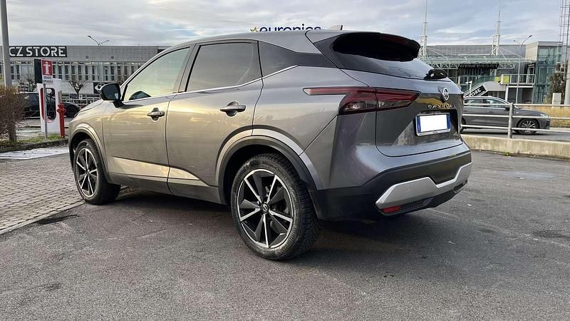 Usata Nissan Qashqai Style Edition 140 CV (102 kW) 2022 Grigio SUV