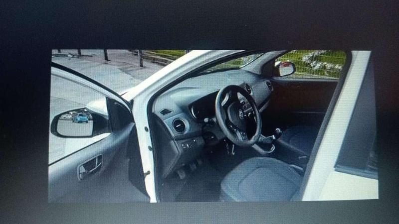 Usata Hyundai i10 Active 65 CV (47 kW) 2018 Utilitaria