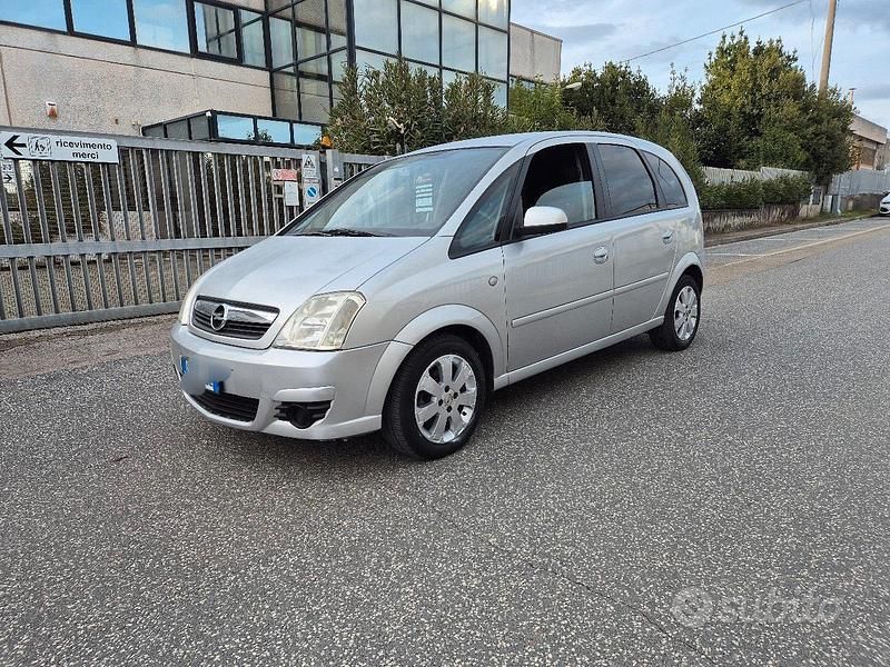 Usata Opel Meriva Club 90 CV (66 kW) 2006 Other Monovolume