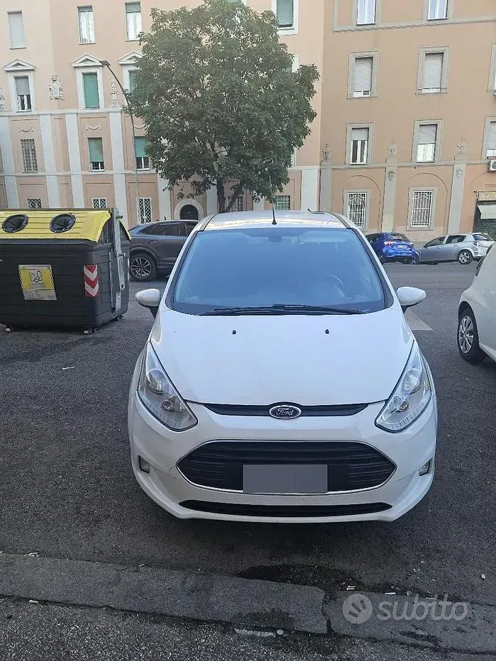 Usata Ford B-MAX 90 CV (66 kW) 2017 Bianco Monovolume
