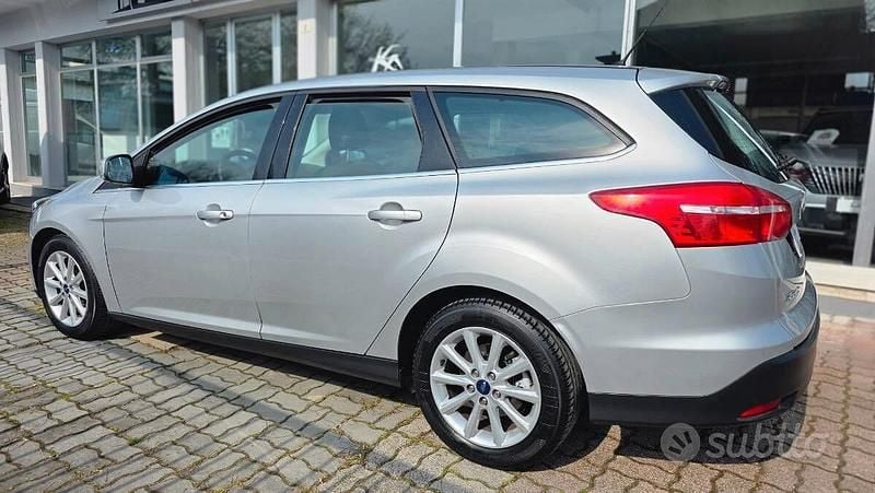 Usata Ford Focus Titanium S 120 CV (88 kW) 2015 Grigio Station wagon