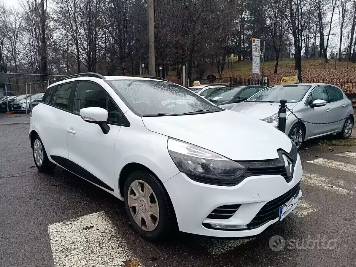 Usata Renault Clio Life 75 CV (55 kW) 2017 Bianco Station wagon