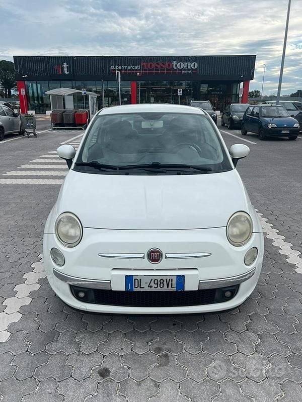 Usata 2009 Fiat 500 Due volumi | 3000 € (Super prezzo) - Immagine 1/4