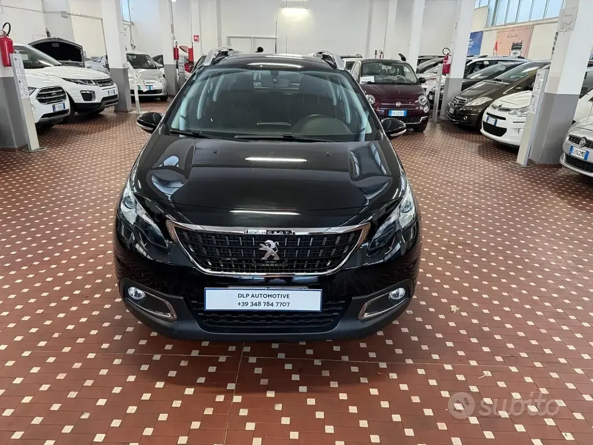 Usata Peugeot 2008 Active 82 CV (60 kW) 2018 Nero SUV