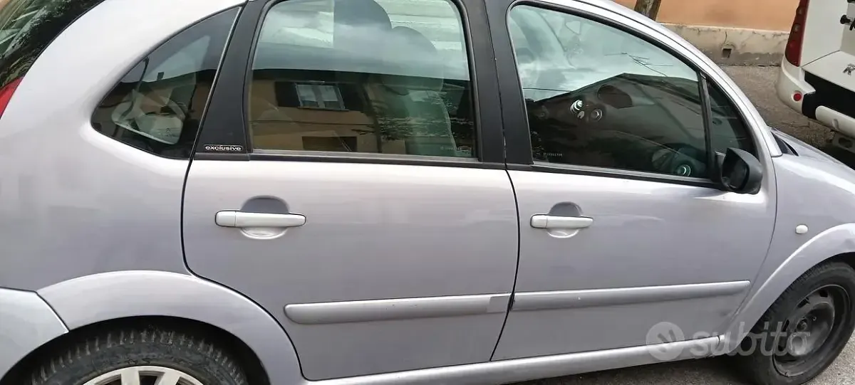 Używany Citroën C3 2004 Szary Hatchback