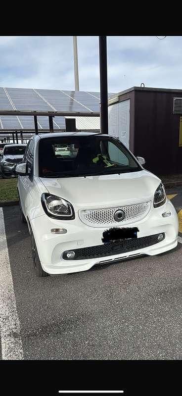 Bianco Usata 2016 Smart ForTwo Coupé Passion Due volumi | 12.000 € (Buon prezzo) - Immagine 1/4