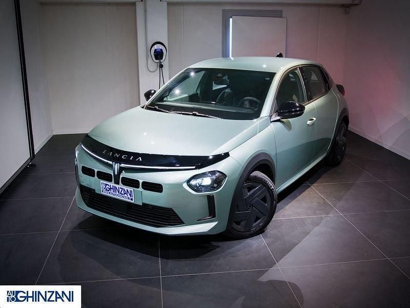 Nuova Lancia Ypsilon 101 CV (74 kW) 2026 Verde giada Utilitaria