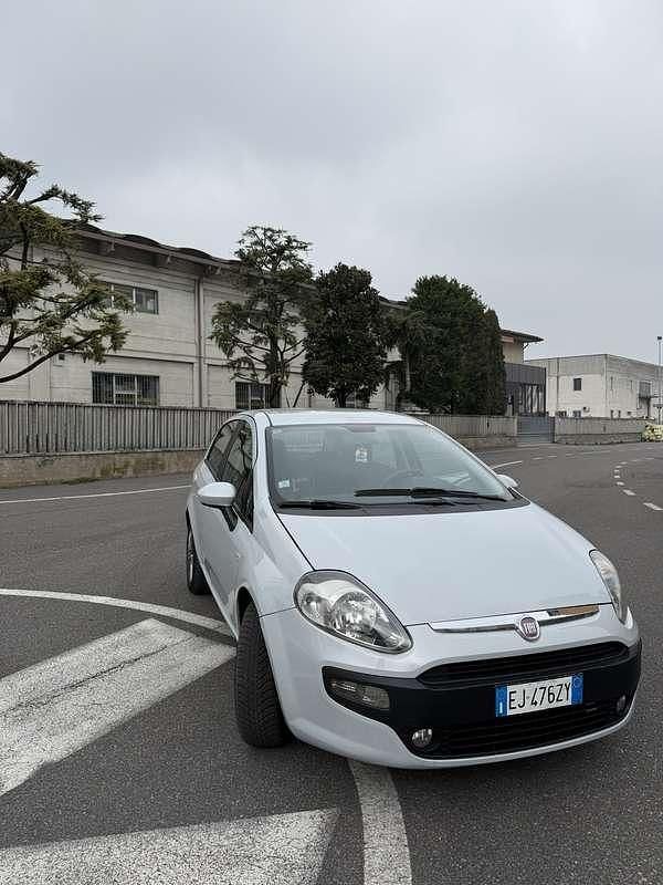 Usata Fiat Punto Evo 69 CV (50 kW) 2011 Utilitaria