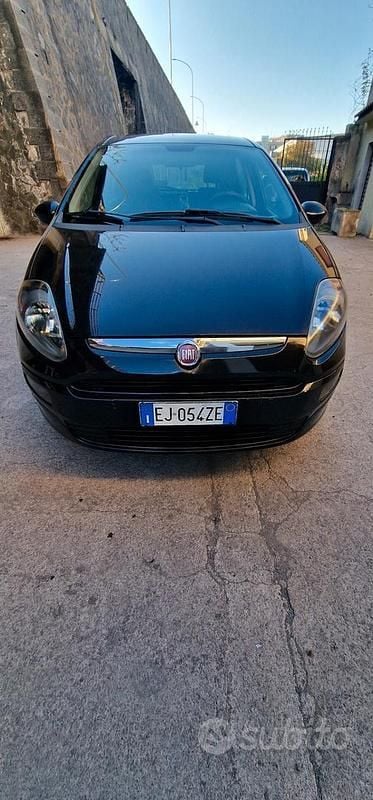 Nero Usata 2011 Fiat Punto Evo Dynamic Utilitaria | 2900 € - Immagine 1/4