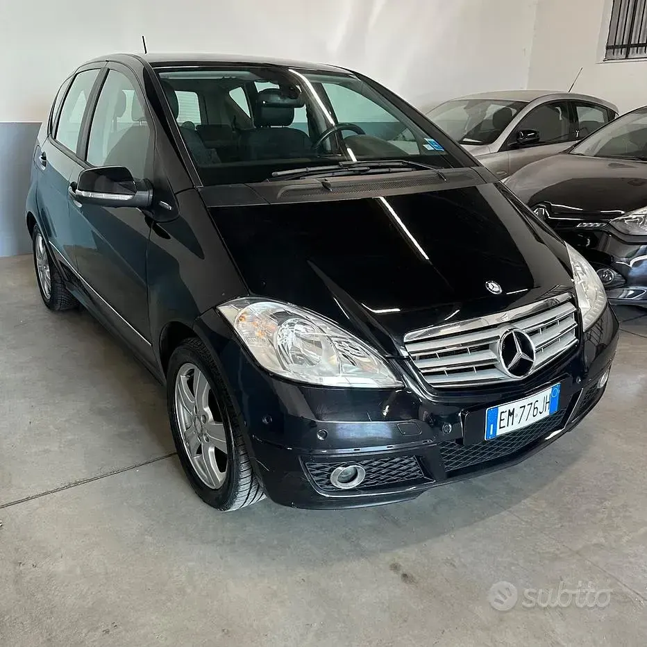 Usata Mercedes A160 Edition 95 CV (69 kW) 2012 Nero Utilitaria