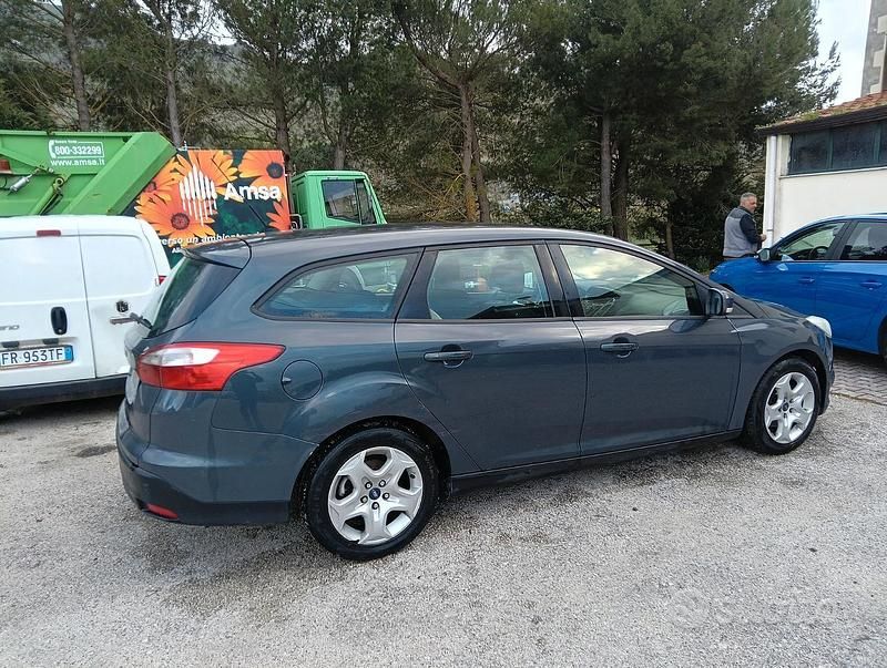 Usata Ford Focus 105 CV (77 kW) 2014 Station wagon