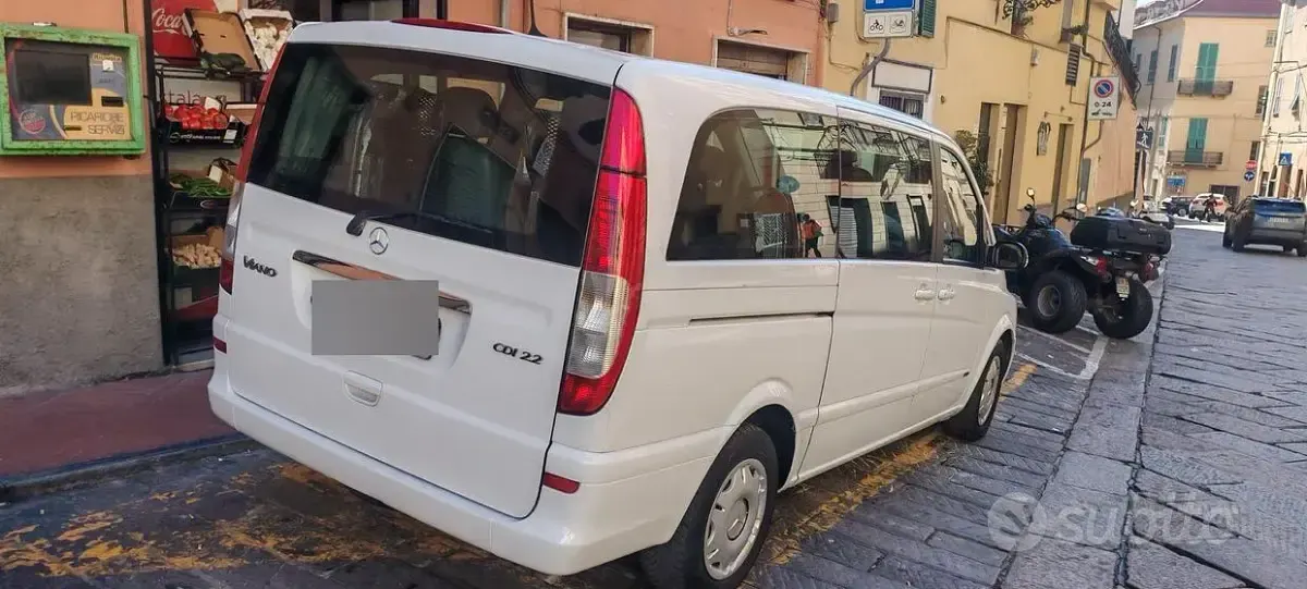 Usata Mercedes Viano 150 CV (110 kW) 2005 Bianco Monovolume