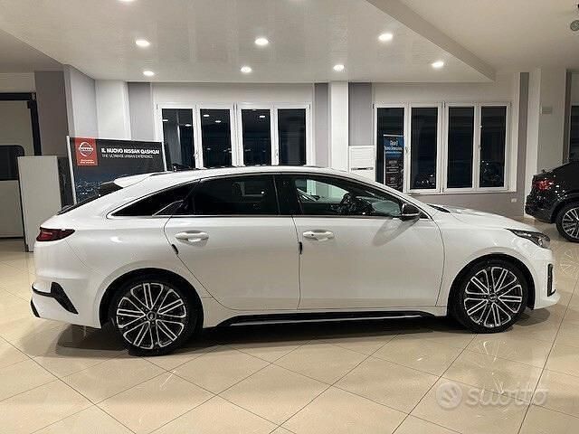 Usata Kia ProCeed GT-Line 136 CV (100 kW) 2019 Bianco Station wagon