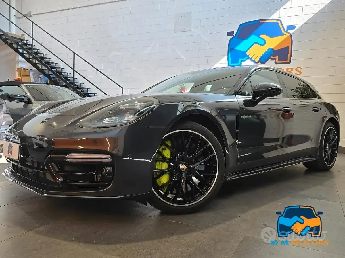 Usata Porsche Panamera Sport Turismo 549 CV (403 kW) 2019 Berlina