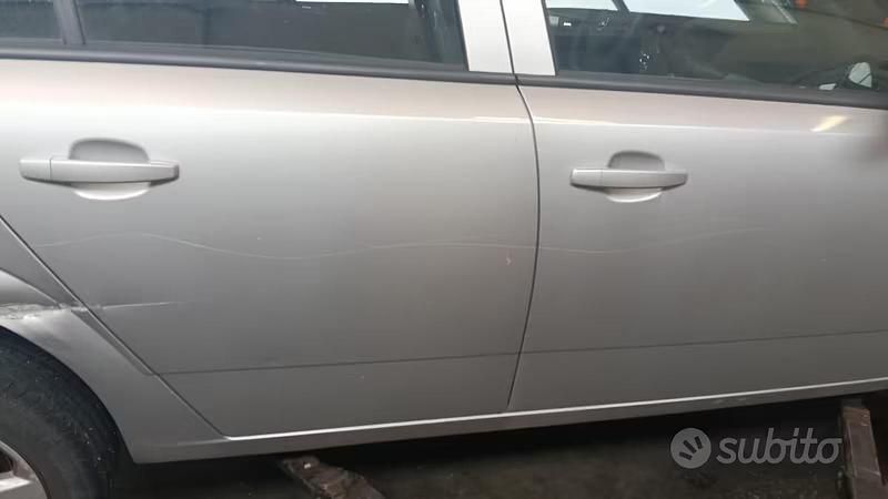 Usata Opel Astra 90 CV (66 kW) 2006 Grigio Berlina