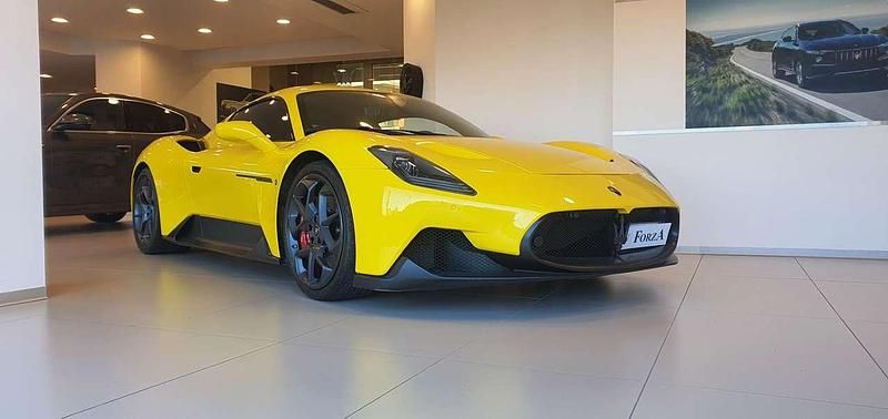 Usata Maserati MC20 630 CV (463 kW) 2022 Giallo modena Coupé