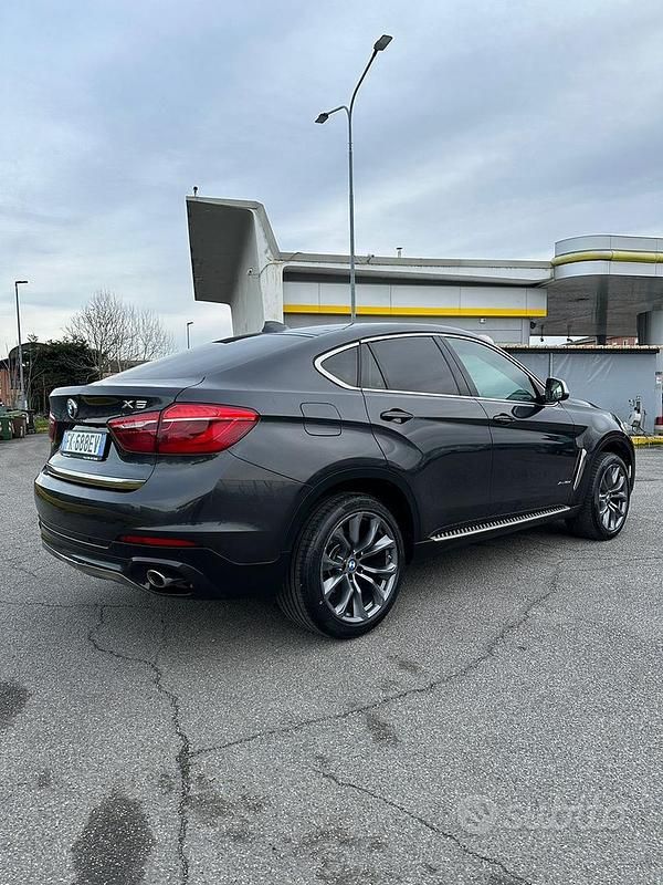 Usata BMW X6 258 CV (189 kW) 2017 Blu SUV