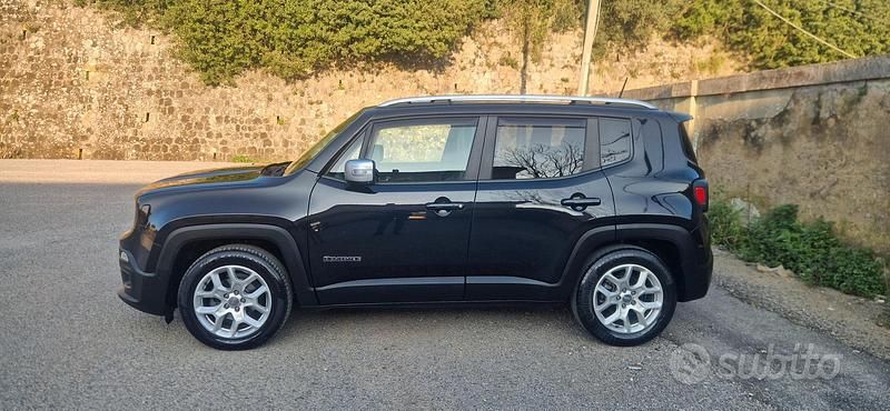 Usata Jeep Renegade Limited 120 CV (88 kW) 2016 SUV